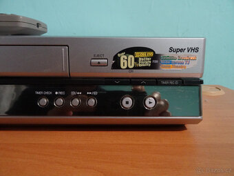 S-VHS-ET video Panasonic NV-SV120- 3D DNR- 6hlav-HIFI stereo - 4