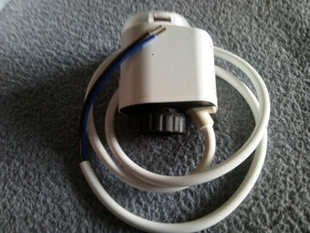 Servopohon 230V EMO-T radiátor,rozdělovač podl.topení 2ks - 4