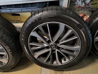 ALU kola Toyota Avensis 5x114,3 R17, Originál, pneu 6mm+TPMS - 4
