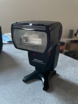 Blesk Nikon SB-700 - 4