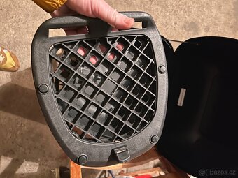 Kufr 38l. Prodám - 4