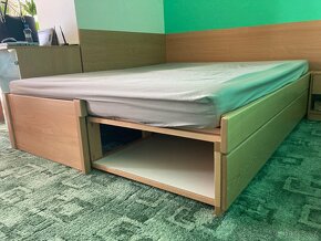 postel 80x200 cm, rozložitelná na 160 cm, jako nová - 4
