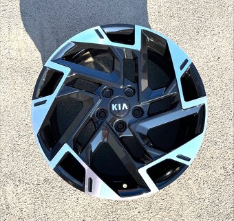 19 5X114,3 NOVÉ ALU KOLA KIA Hyundai  r19 5X114.3 ET51 - 4