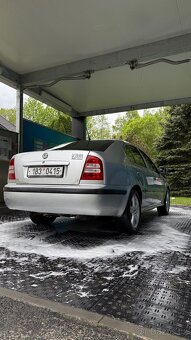 Škoda Octavia 1.8T 110 kW - 4