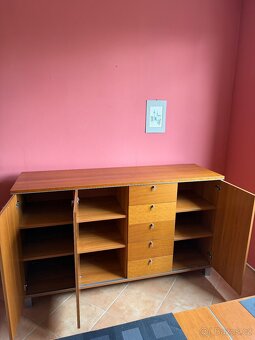 Dřevěná komoda, skříň - 4