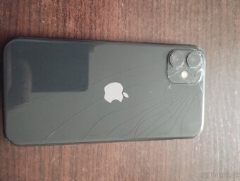 iPhone 11 - 4