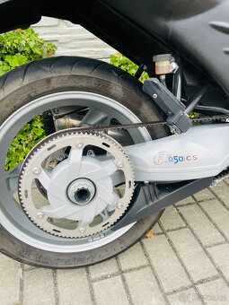 BMW F650 CS Scarver r.v.2003 najeto pouze 8 tis km - 4