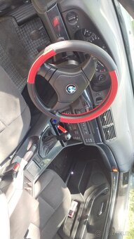 Bmw e39. 520i - 4