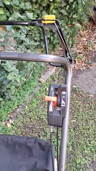Benzinová sekačka Honda HRD 536 C - 4