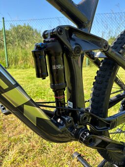 Trek Remedy 8 2022 - 4