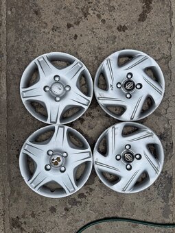 Originální poklice Nissan 13” / 14” / 15” / 16” - 4