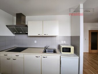 Pronájem - část. zař. 1kk 33m2, ul. U Leskavy, vč. spotřebič - 4