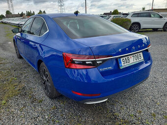 ŠKODA SUPERB 2,0TDI L&K 73 700 km - 4