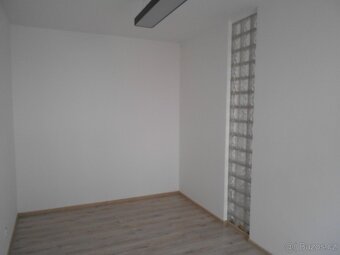 Pronájem bytu v Louny /klidná část města-cca 57m2-zahrada - 4