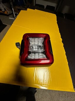 Jeep wrangler JL světla led zadní vc Blis čidel , orginal - 4