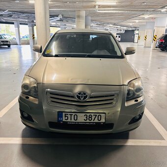 Toyota Avensis - 4