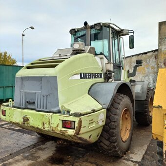 Kolový Nakladač Liebherr L 524 - 4