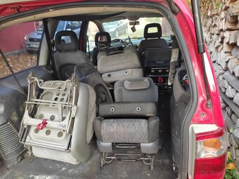 Ford Galaxy 1.9 TDI 96kw rok 2004 - 4