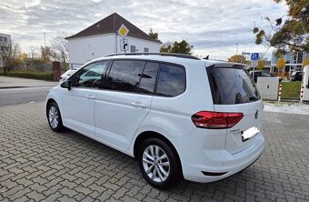 VW Touran 1.5TSi EVO 110kw Highline najeto jen 43 000km - 4