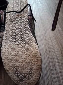 Dívčí - dámské sněhule vel. 38 - 4