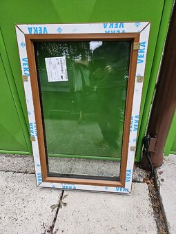 č.4 RODÁM OKNA 2ks FIXNÍ NOVÉ VEKA 82 dřevodekor - 4