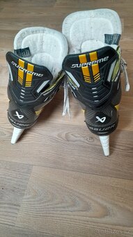 Brusle Bauer Supreme M3 - 4