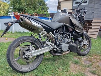 KTM 990 SuperDuke - 4