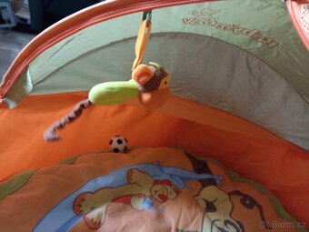 Skládací postýlka / ohrádka - 4