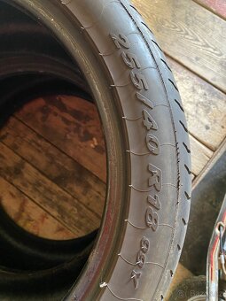 Pneu Pirelli/Continental - 4