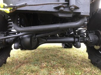 Offroad speciál urceny na zavody nebo kolem baraku. Je posta - 4