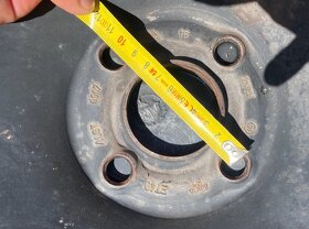 2 ks plecháče + gumy nokian - 4