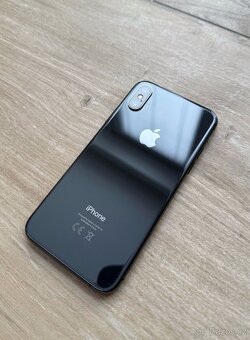 iPhone XS 64 GB - 4