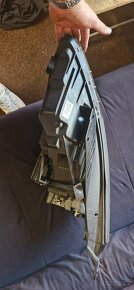 Prave predni svetlo Hyundai i30 92102G4100 - 4