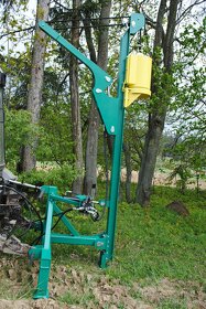 Zatloukač kůlů za traktor - 4