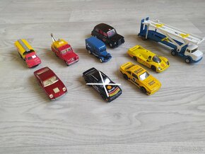 autíčka Corgi větší (Anglie) - 4
