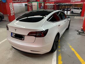 Tesla Model 3 SR+ 2022 - 4