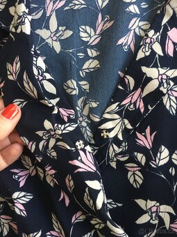 Dámské šaty Vero Moda vel. 36 - 4