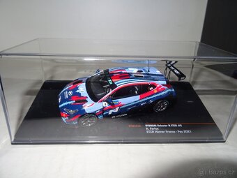 1:43 Hyundai Veloster IXO - 4