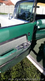 Cadillac DeVille - 4