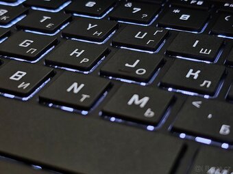 HP Victus 15-fa1031ua - 4