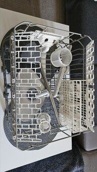 Myčka Whirpool-zánovní koše a další příslušenství - 4