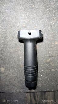 Airsoftové zbraně a vybavení ke zbraním - 4