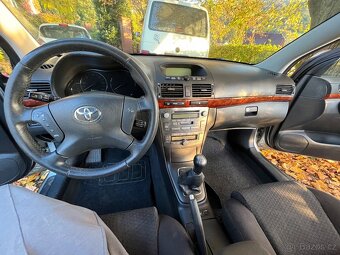 Toyota Avensis 2.0 Benzín - 4