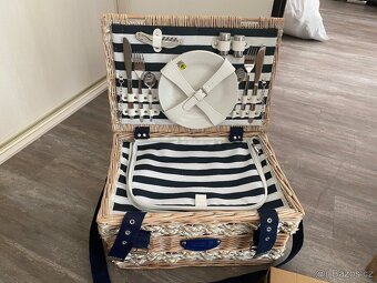 LUXUSNÍ piknikový koš pro 2 - 4