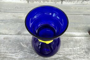 Skleněná autorská váza Rony Plesl, signovaná - 4