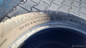 Prodám 2 x zimní pneu Matador 175/65/14 - 4