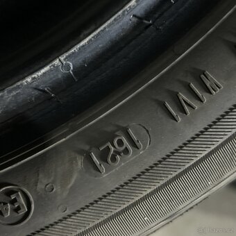 Zimní pneu 195/50 R15 82H Barum Celoroční 6mm - 4