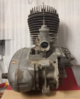 Jawa ČZ 175 - 4