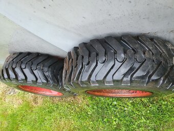 Prodám pneu s ráfkem 10/ 75 - 15,3 - 4
