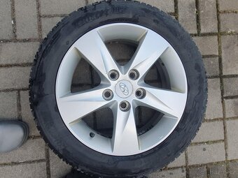 Alu kola Hyundai 16 ´´ originál , 6.5 J 16 ET 53, zachovalé - 4